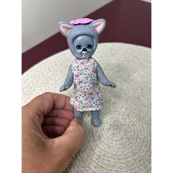 McDonalds 5” Madam Alexander Doll Wendy The Big Bad Wolf Gray Cat - Picture 3 of 4